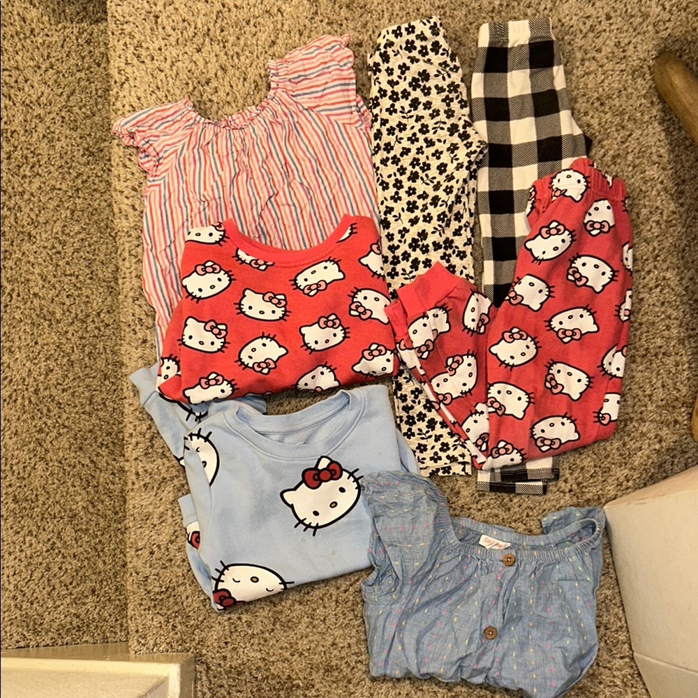 GAP Kids Long Sleeve Hello Kitty Mix - Red, Light Blue, Pink, Black, White